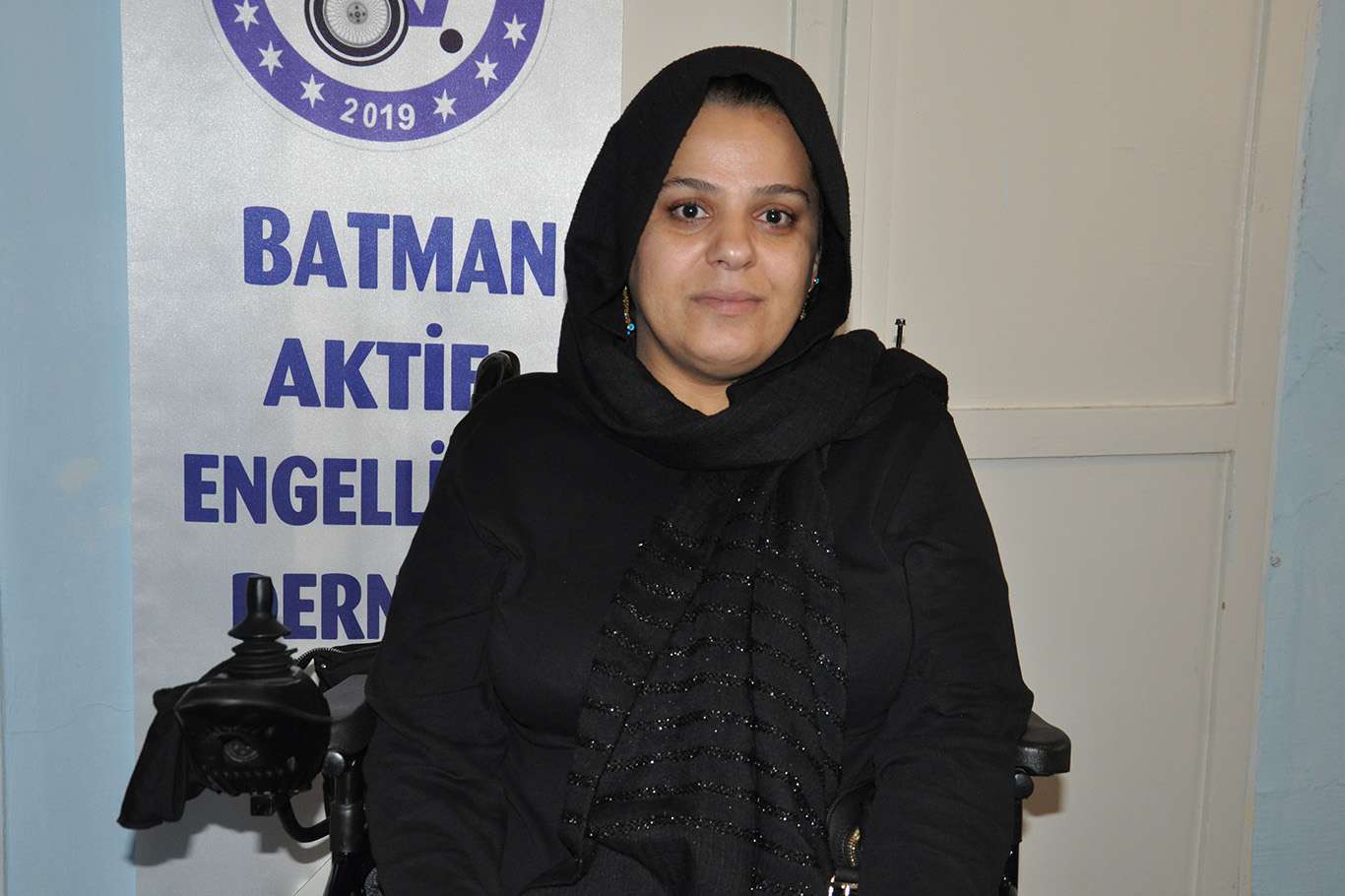 Bakıcı maaşları kesilen engelliler yetkililere seslendi: Büyük mağduriyet yaşıyoruz Bakıcı maaşları kesilen engelliler yetkililere seslendi: Büyük mağduriyet yaşıyoruz